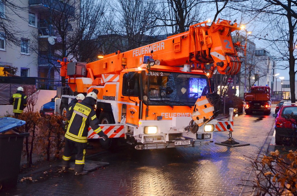 Feuer 2 Dachwohnung Koeln Severinswall Bayenstr P107.JPG